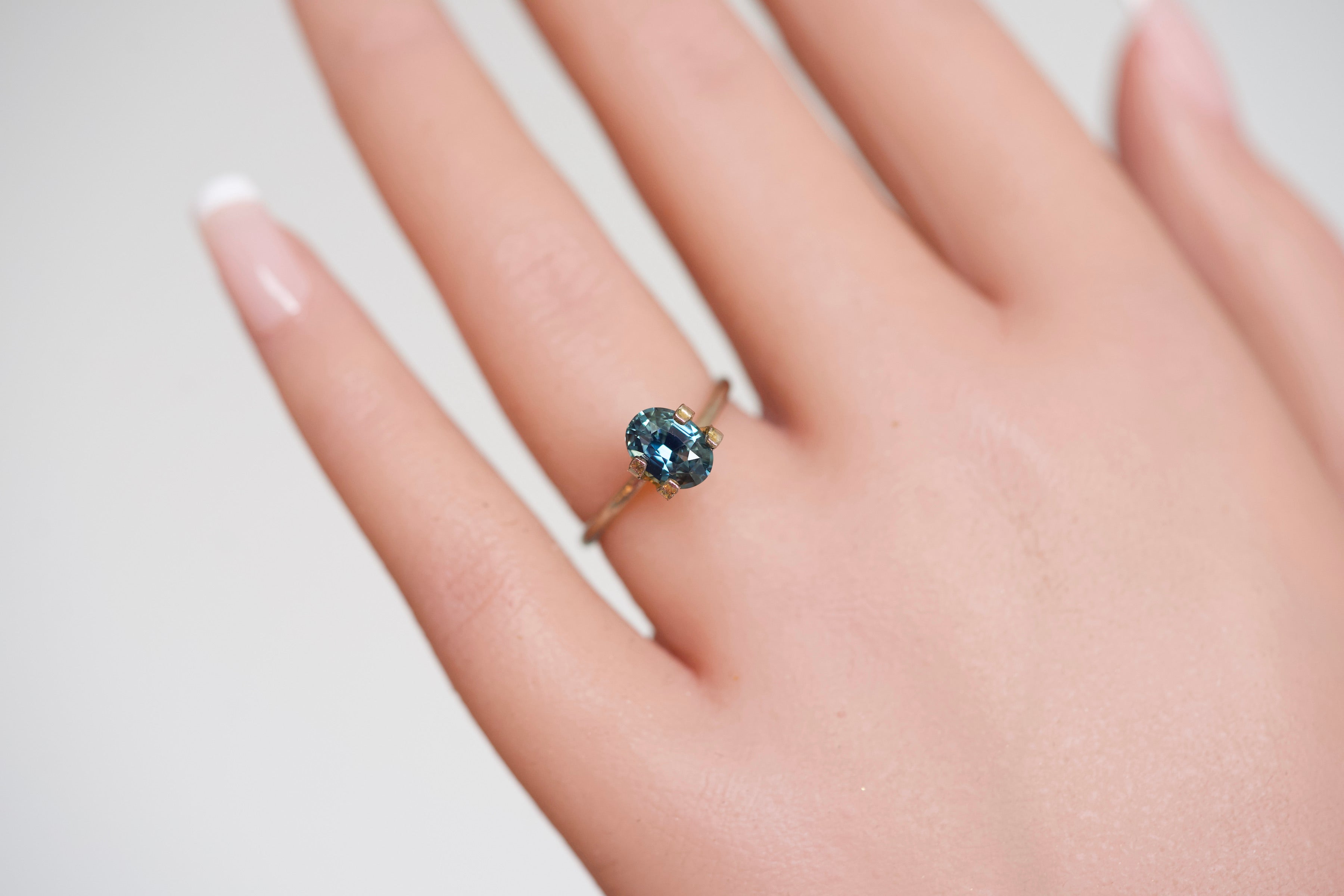 1.48 ct Bluish Green Sapphire Oval Cut Unheated Gem