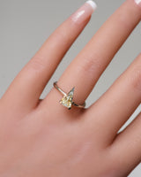 blue-yellow fancy cut sapphire at deliqagems