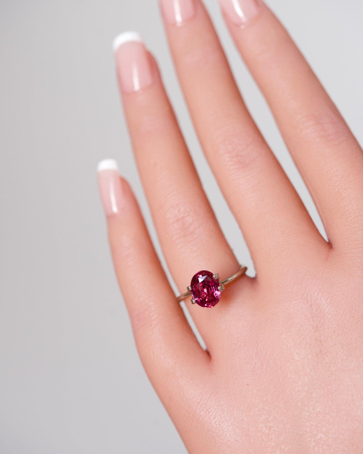 3.03 ct Vivid Raspberry pink Sapphire GIA Certified Unheated Oval Cut Gemstone