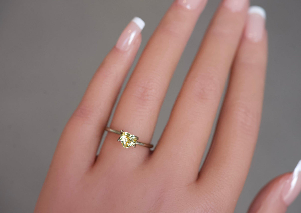 heart cut 1.23 ct yellow sapphire gemstone