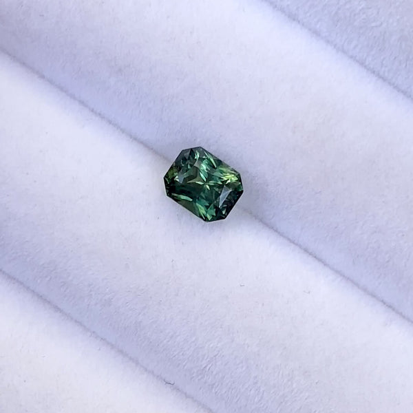 1.61	ct Green	Sapphire	 Radiant Cut Natural Unheated