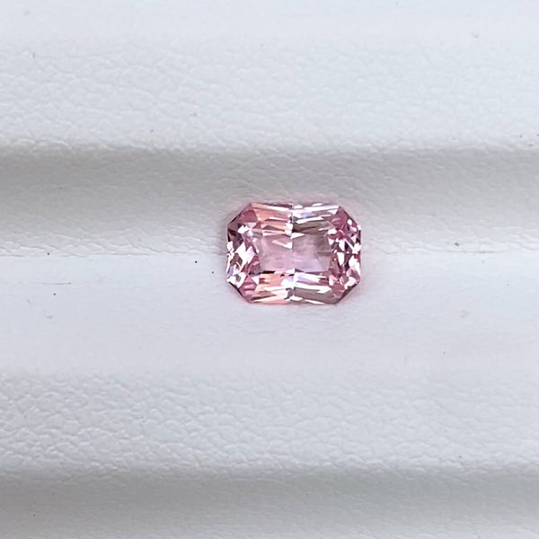 1.27	ct Padparadscha	Sapphire	Radiant Cut	Natural	Unheated