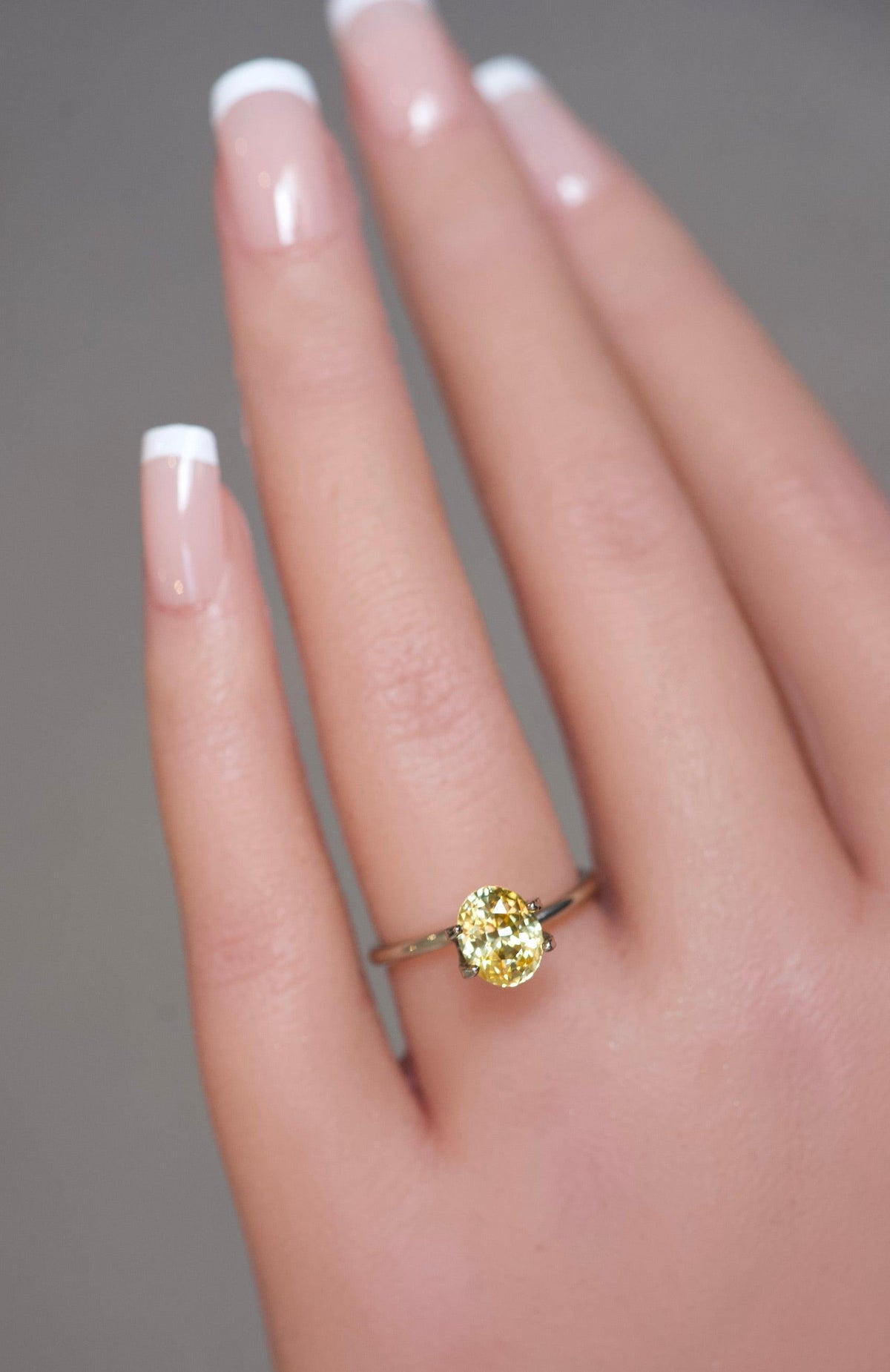 oval mixed cut 2.26 ct yellow sapphire gem