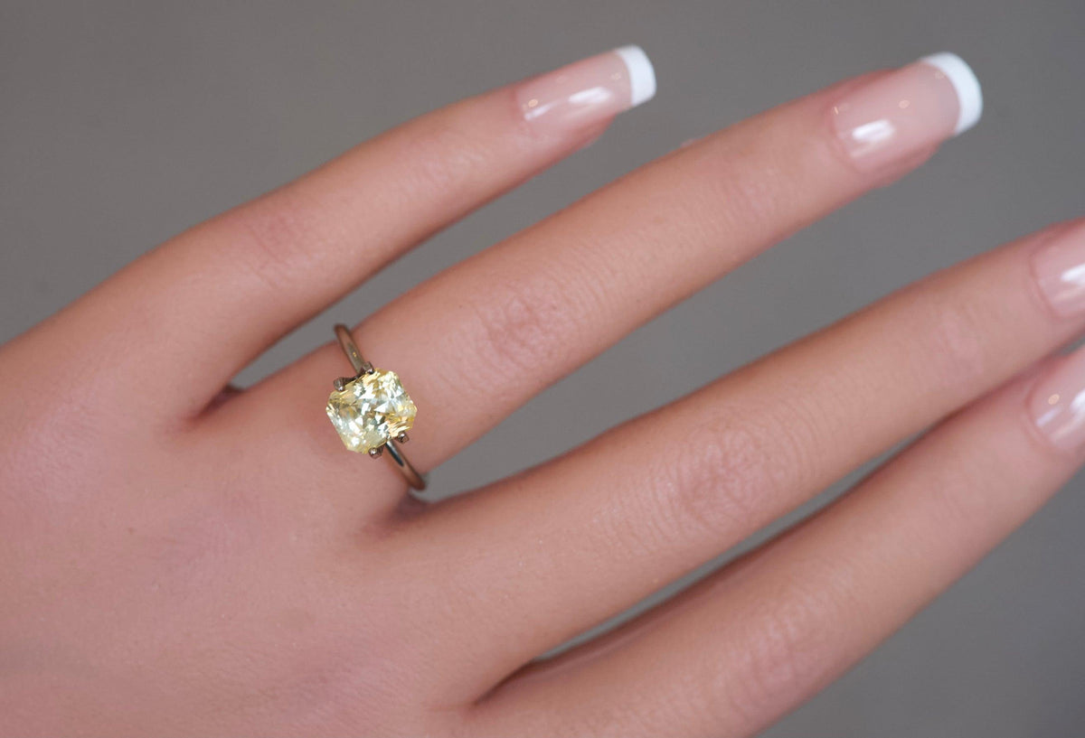 3.01 carat Yellow Sapphire Unheated Gemstone
