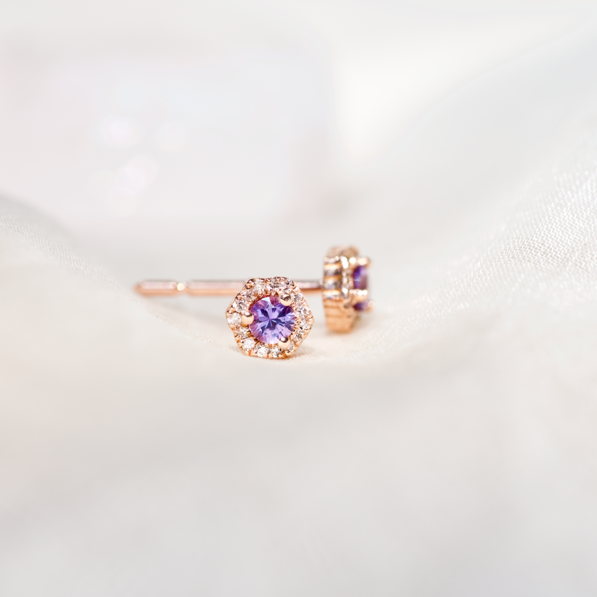 PETRA Mini Purple Sapphire Hexagon Diamond Halo Stud Earrings in 18k Gold