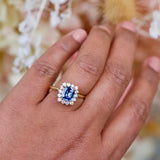 Blue Sapphire Starburst Halo Yellow Gold Ring