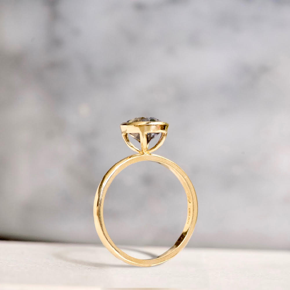 Grey Sapphire Oval Bezel Set Elevated Ring