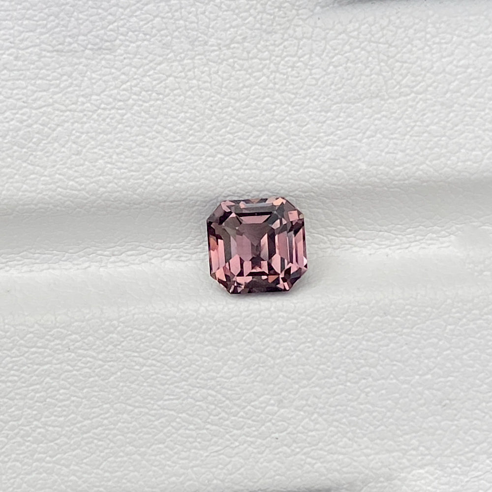 2.03 ct Plum Colour Shift Sapphire Square Emerald Cut Natural Unheated