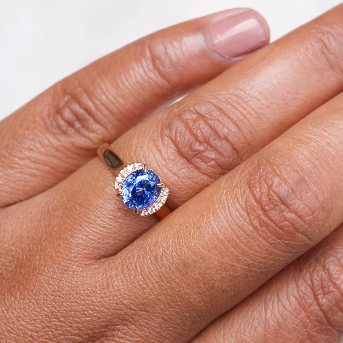 Cornflower Blue Sapphire Engagement Ring in Rose Gold