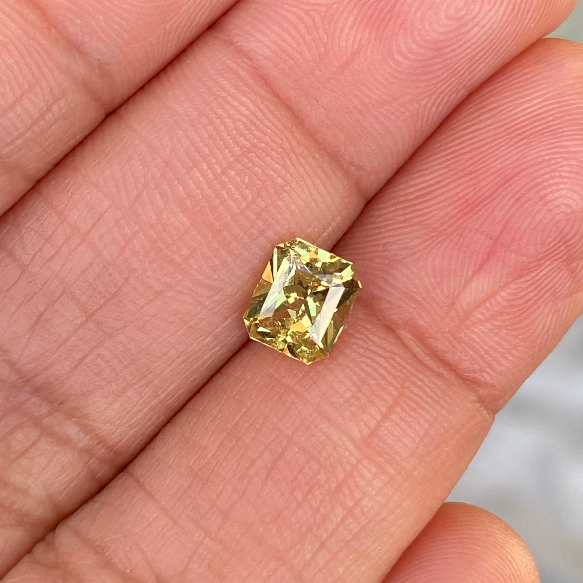 1.17 ct Yellow Sapphire Radiant Cut Natural Unheated