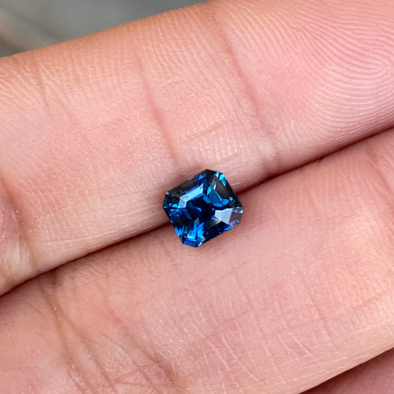 1.07 ct Teal Sapphire Square Cut Natural Unheated