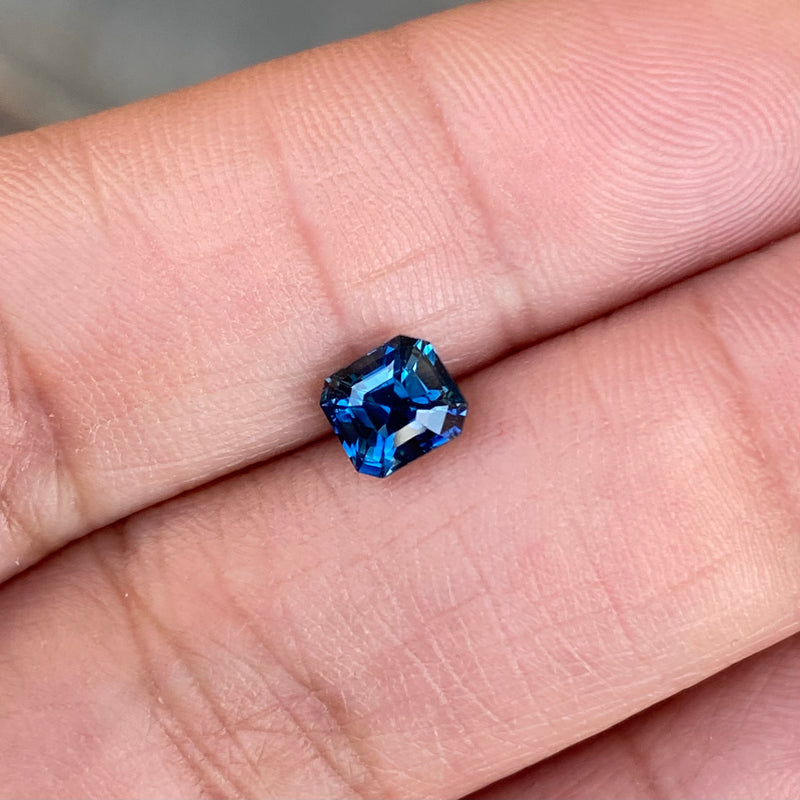 1.07 ct Teal Sapphire Square Cut Natural Unheated