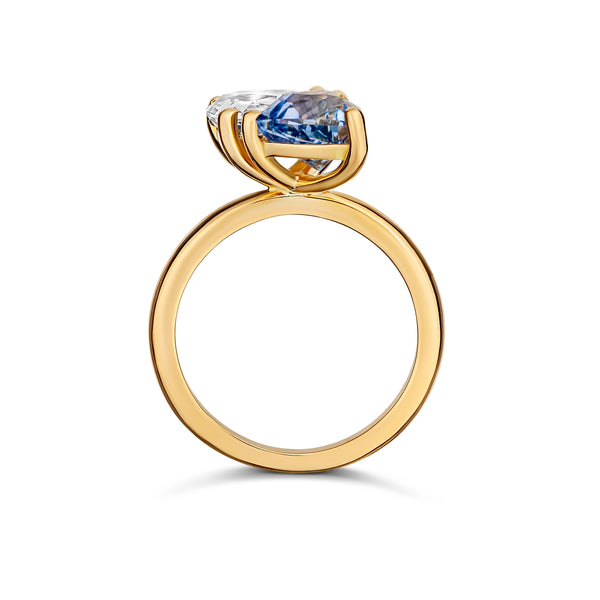 Trillion sapphire two-stone ring in yellow gold