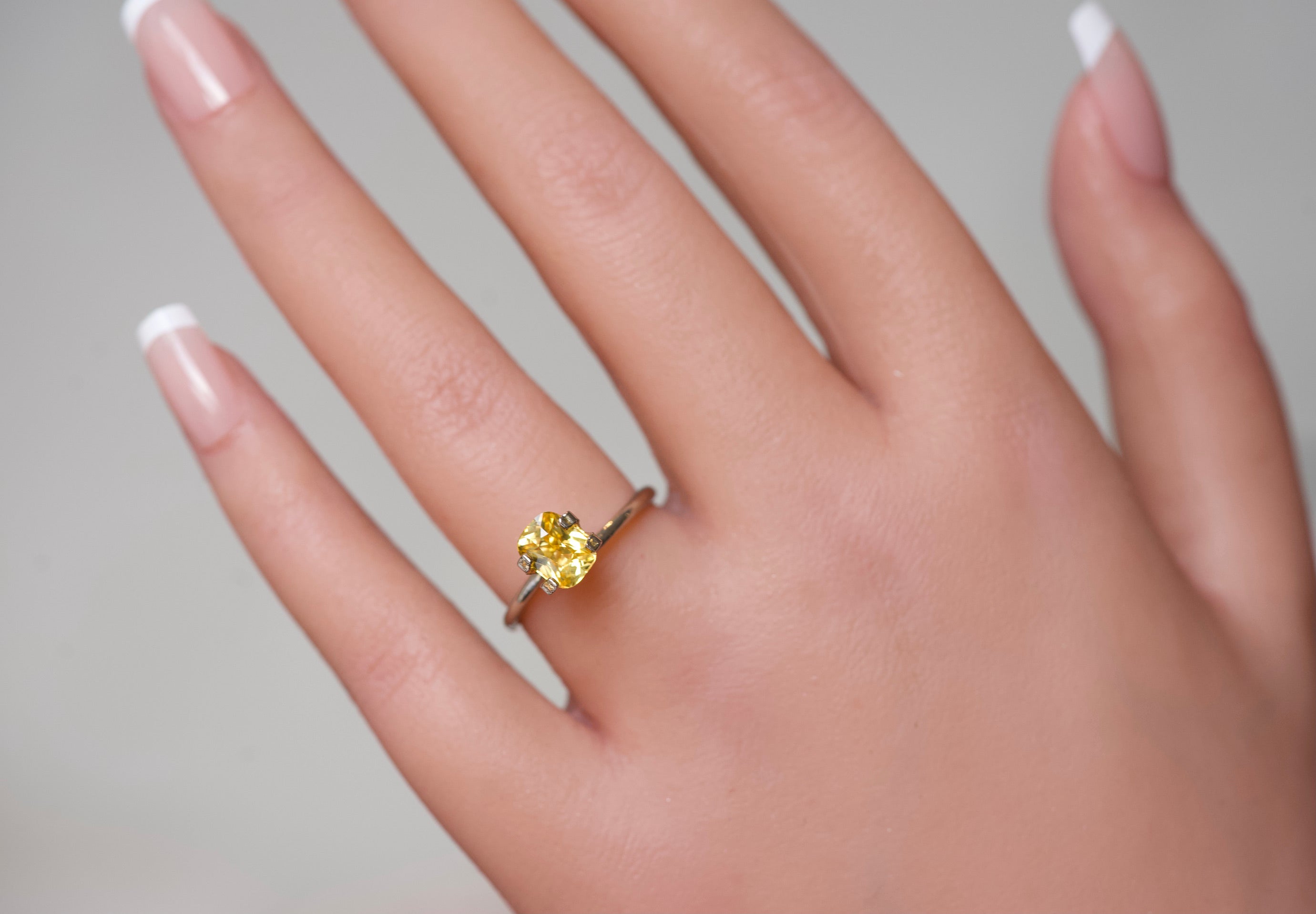 cushion cut yellow sapphire gemstone from ceylon