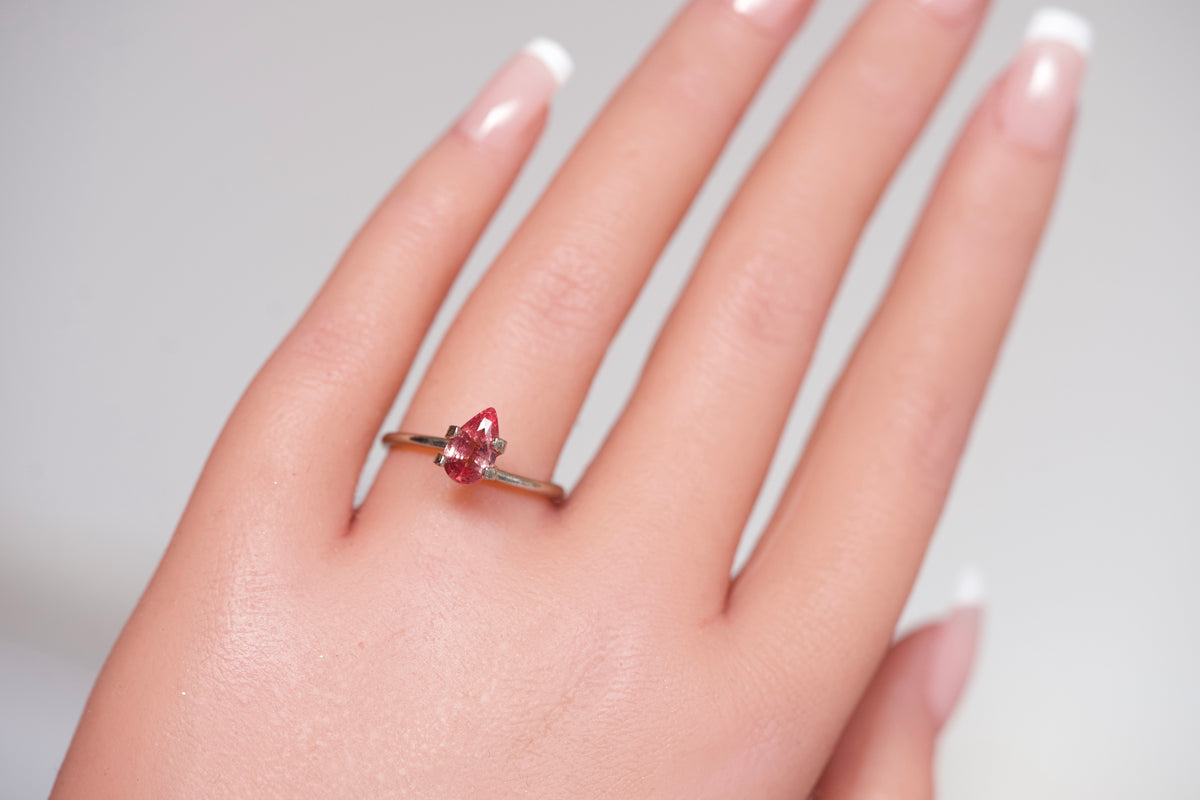 1.06 ct Pear Cut Padparadscha Sapphire Ceylon Heated Gemstone