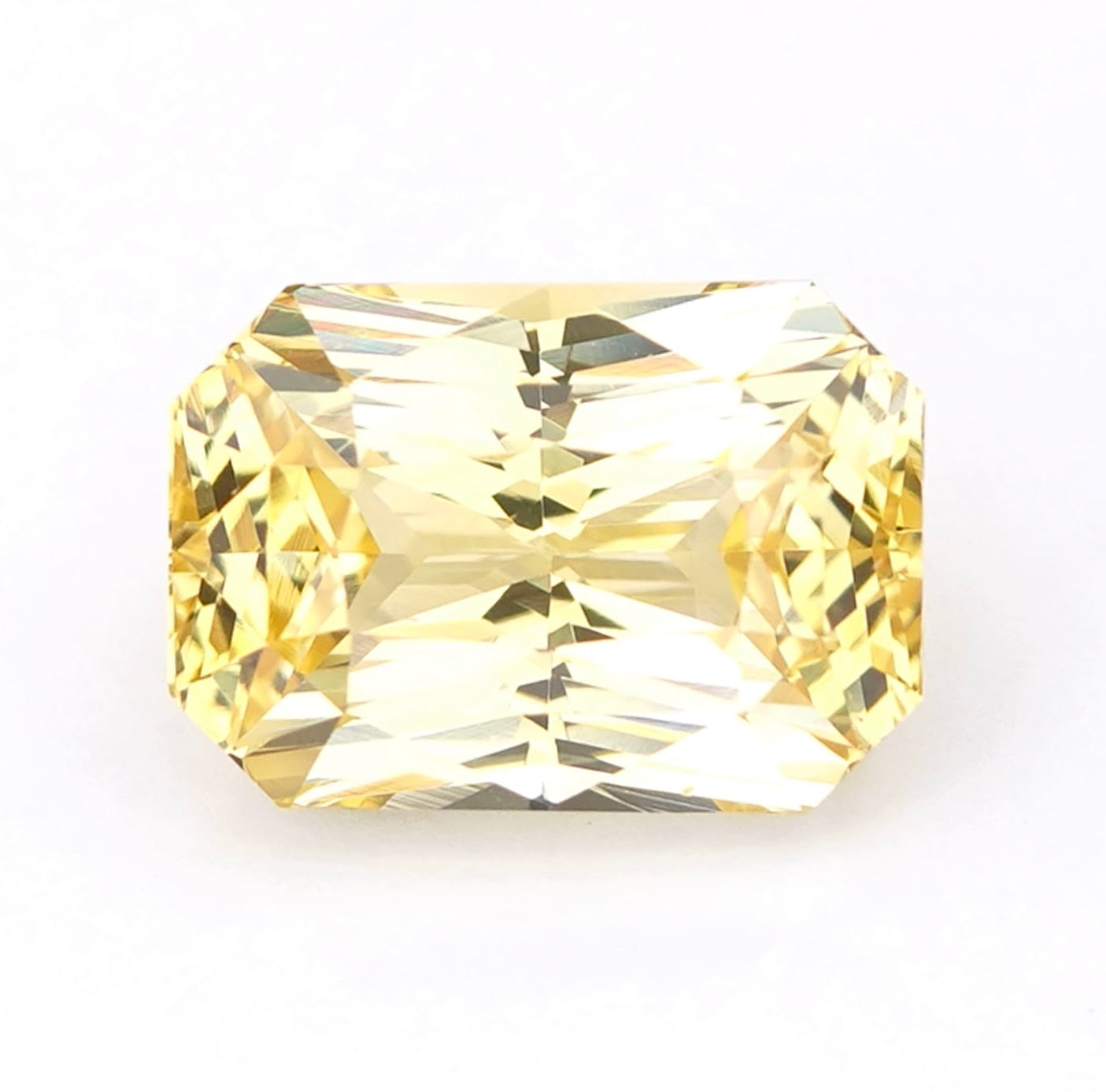 5.07 ct Yellow Sapphire GIA Certified Unheated Radiant Cut Gemstone