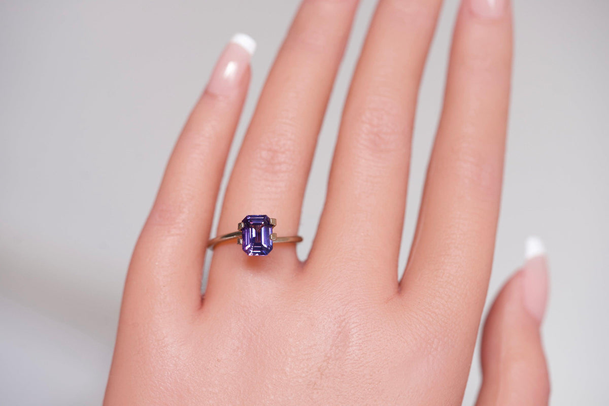2.51 ct Purple Sapphire Emerald Cut GIA Unheated Ceylon