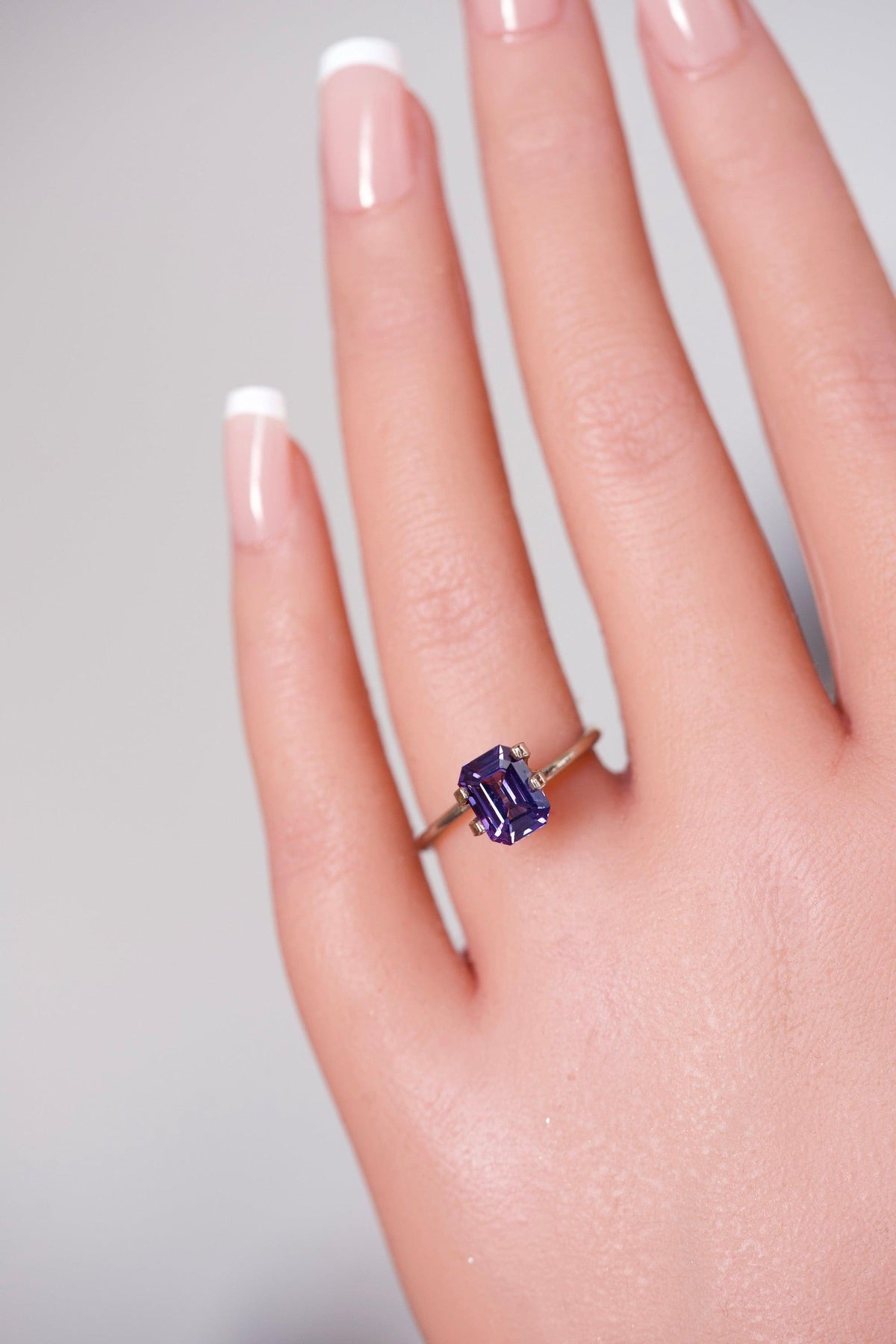 2.51 ct Purple Sapphire Emerald Cut GIA Unheated Ceylon