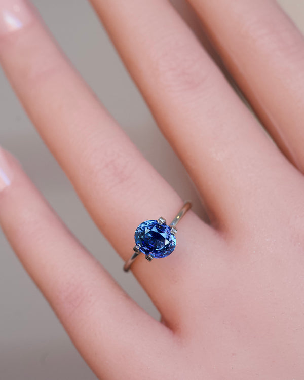 blue_sapphire_gemstone