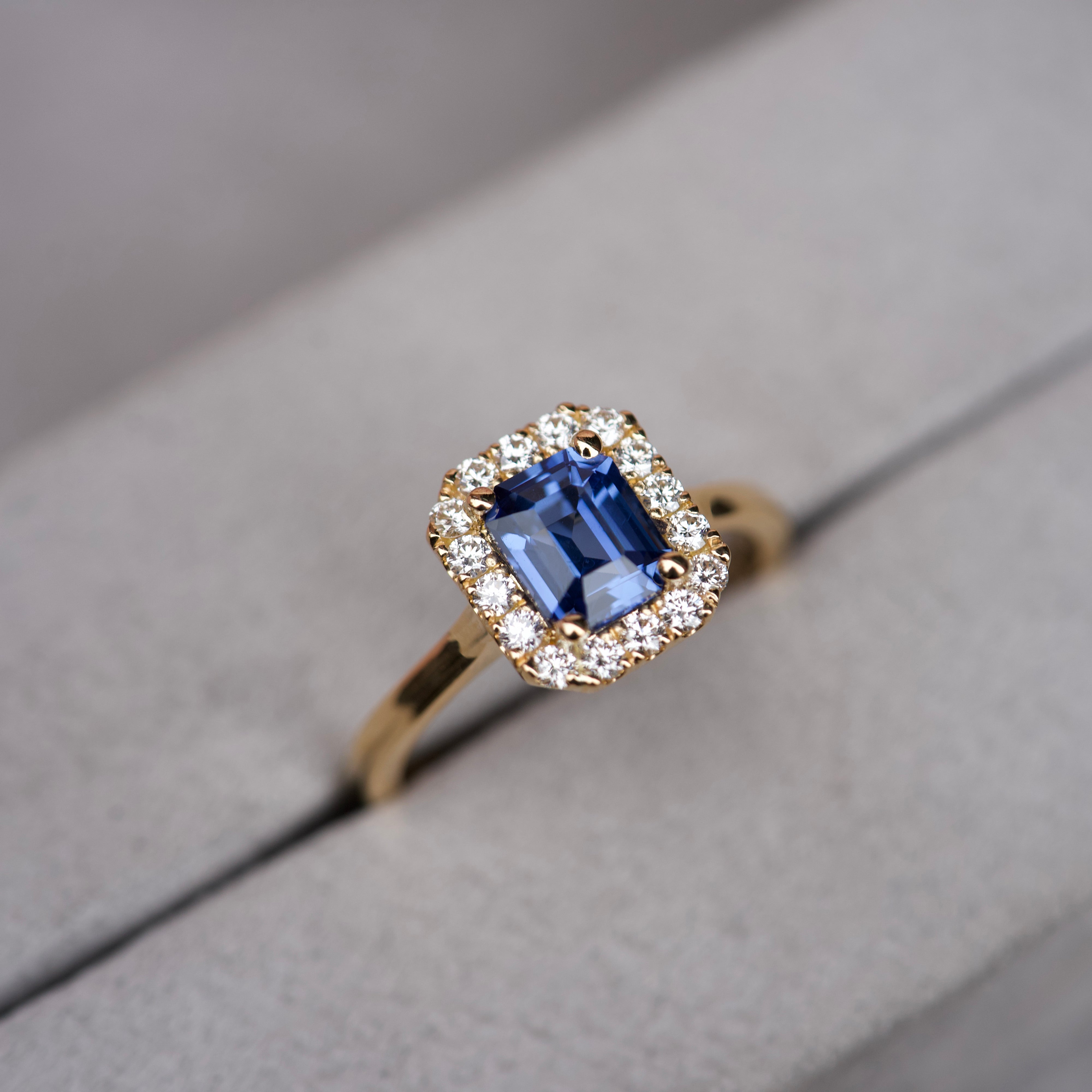 Denim Blue Sapphire Diamond Halo Yellow Gold Ring
