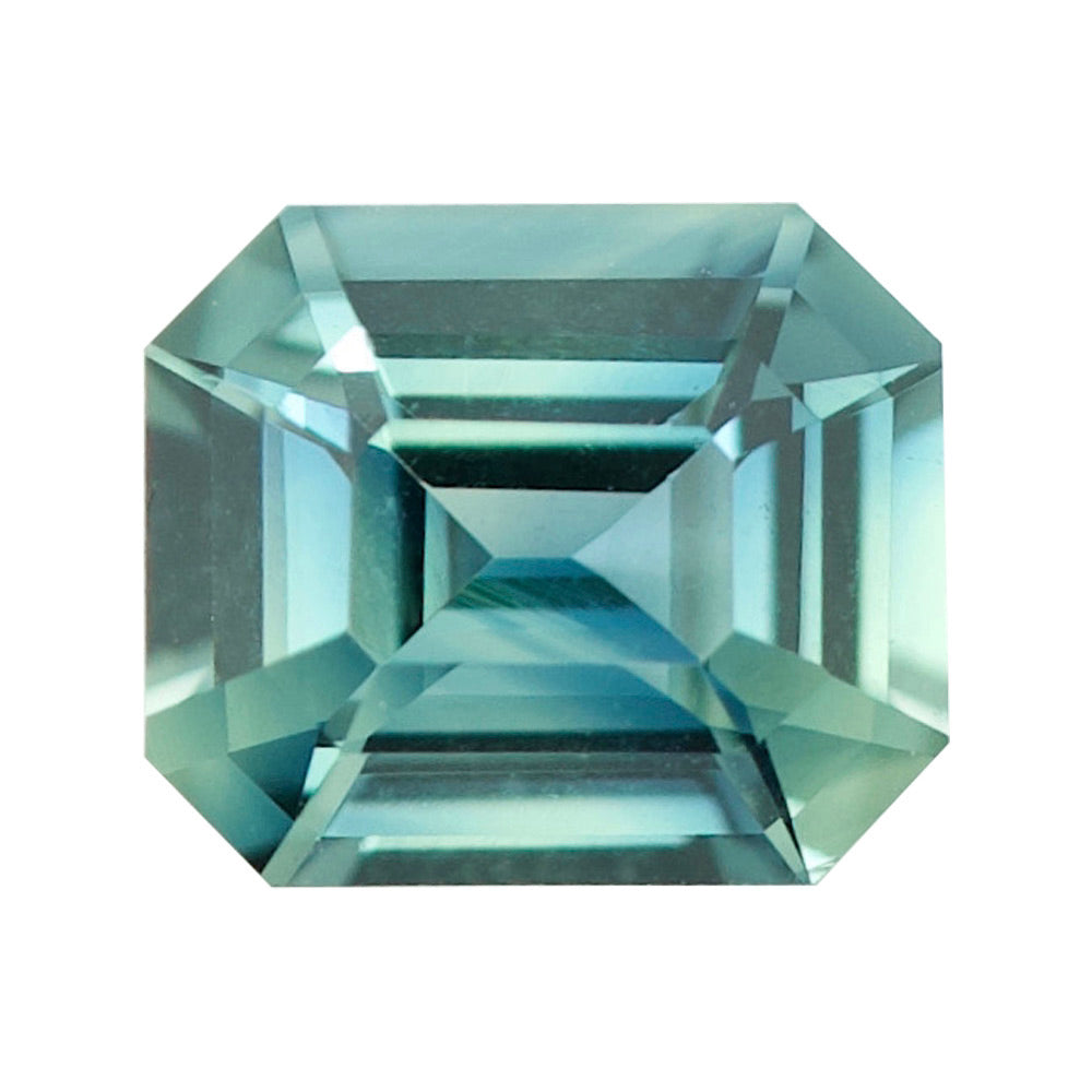 madagascar bluish green sapphire close up 1.15ct