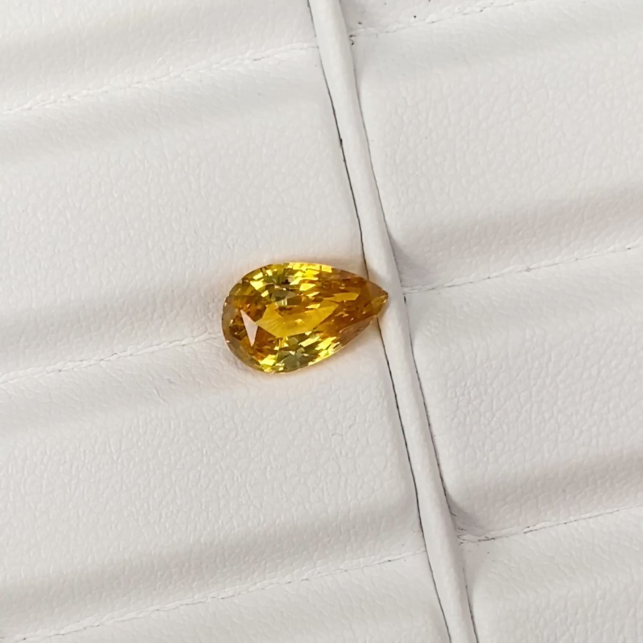 3.05 ct Yellow Sapphire Pear Shape Natural Heated Gemstones