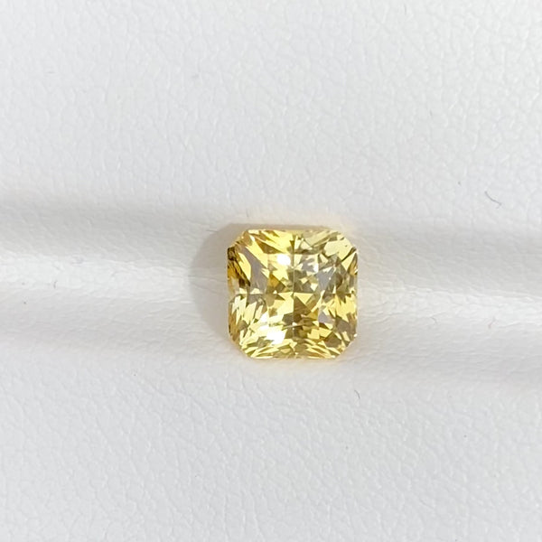 2.54 ct Yellow Sapphire Square Unheated Certified