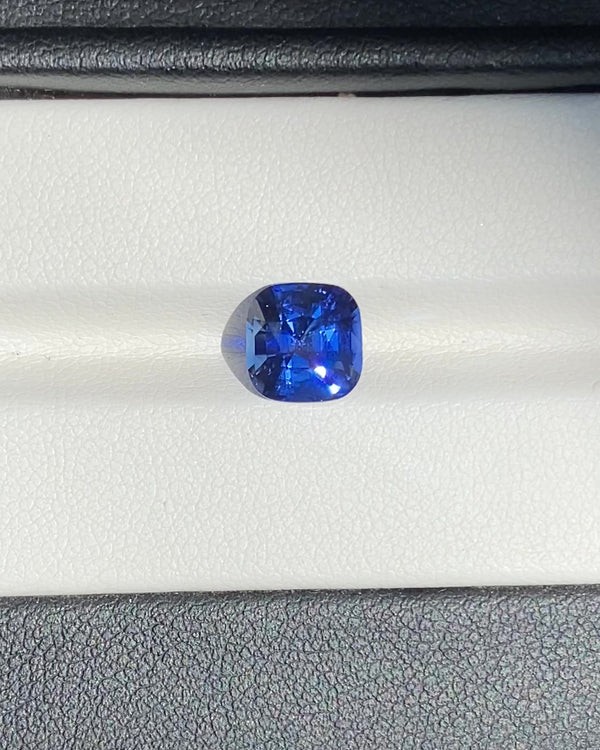 3.06 ct Royal Blue Cushion Ceylon Sapphire Heated Gem