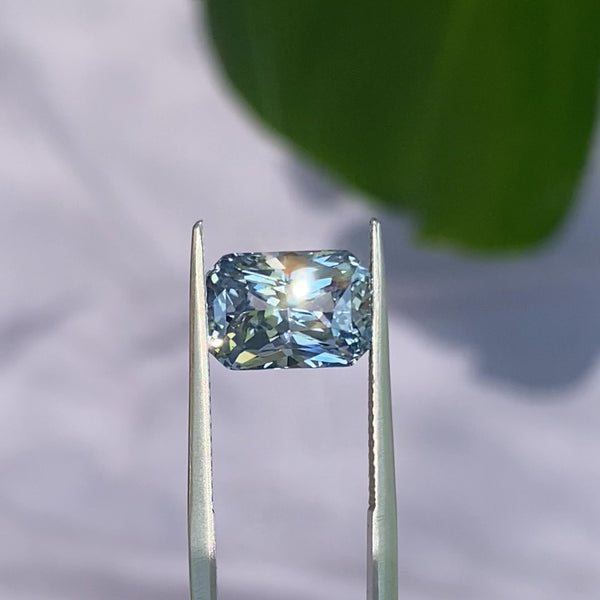 5.03 ct Blue Sapphire Radiant Cut Natural Unheated Madagascar