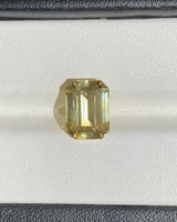 4.70 ct Yellow Emerald Cut Ceylon Sapphire Unheated Gem