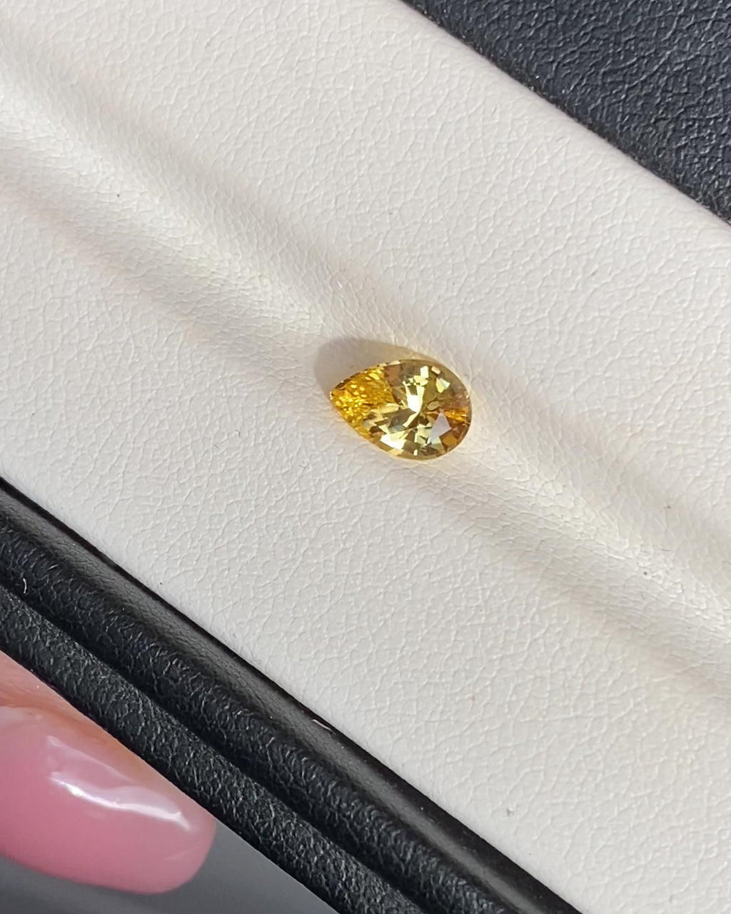 1.12 ct Yellow Pear Ceylon Sapphire Unheated Gem