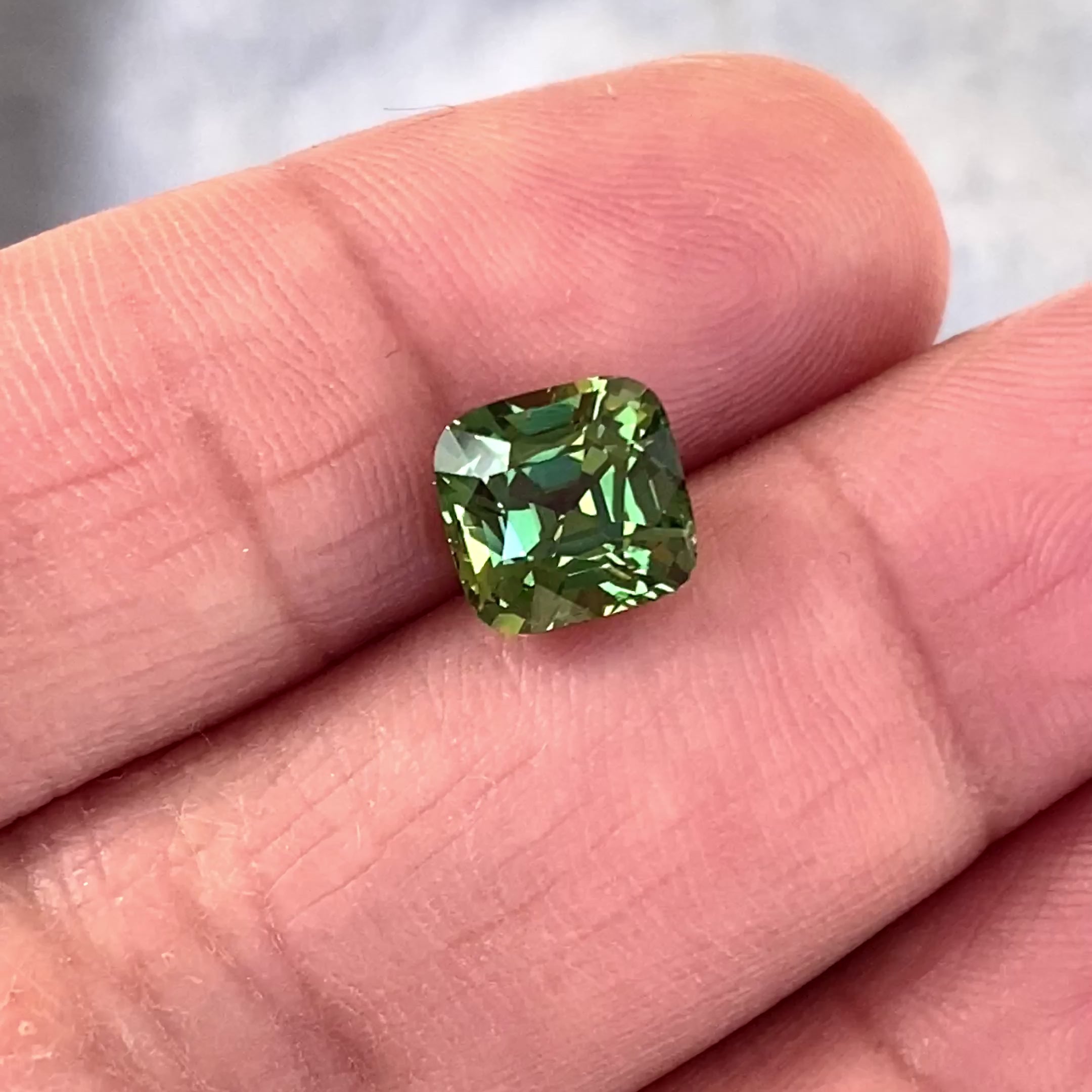 2.54 ct Green Sapphire Cushion Shape Natural Heated Gems
