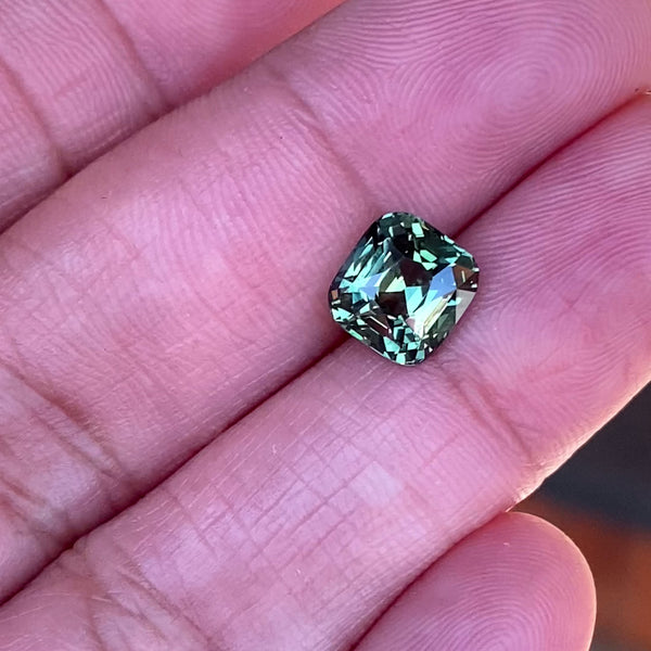 2.66 ct Green Sapphire Cushion Natural Unheated Madagascar