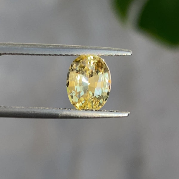 2.16 ct Yellow Sapphire Oval Natural Unheated
