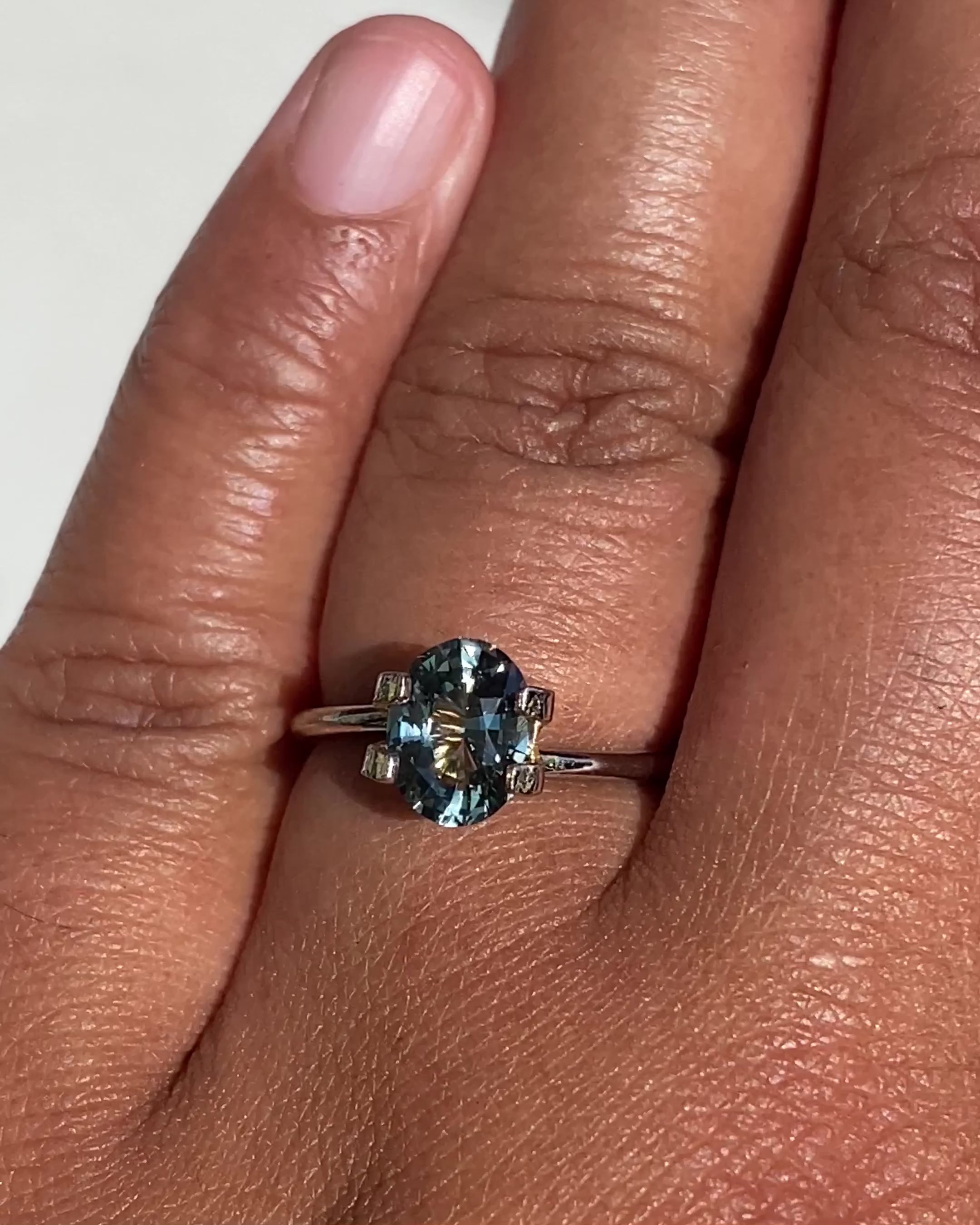1.52 ct Mint Greenish Grey Sapphire 