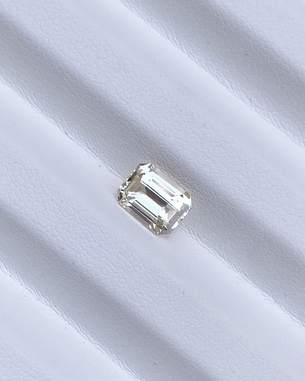 2.03 ct Champagne Yellow Sapphire Emerald Cut Natural Unheated