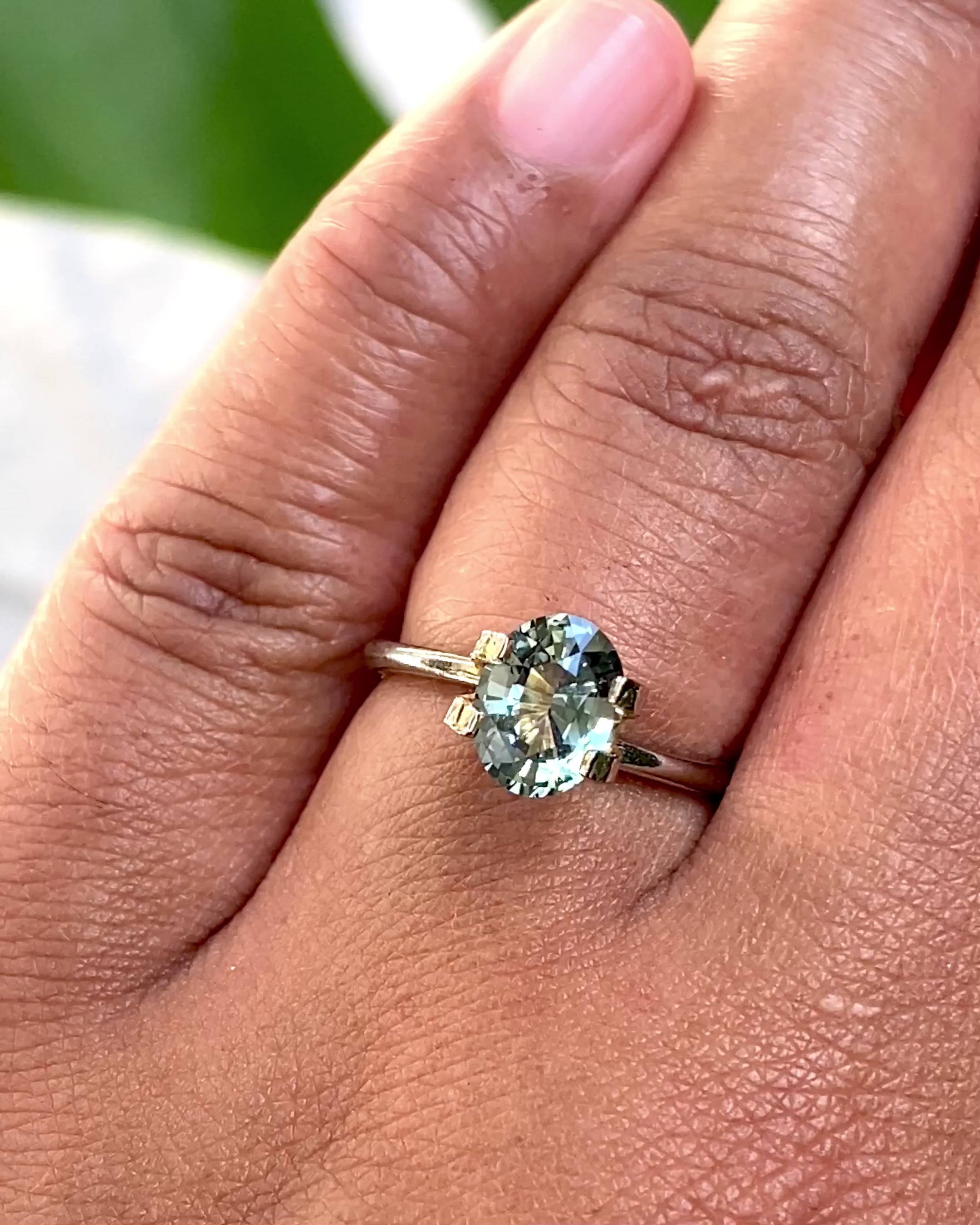 1.52 ct Mint Greenish Grey Sapphire 