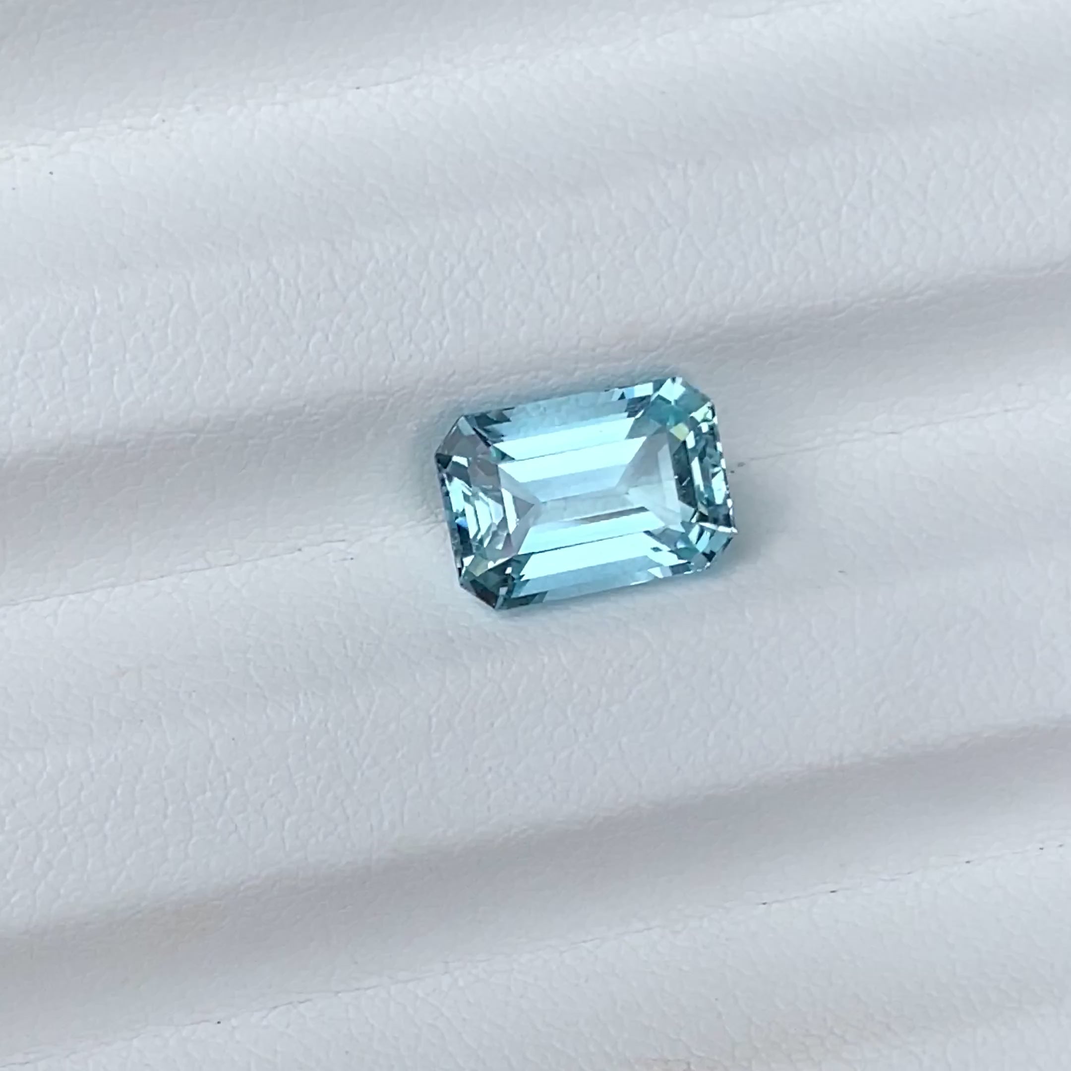2.99 ct Aquamarine Emerald Cut Natural Sapphire Gemstones