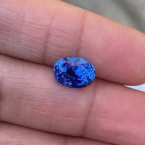 4.04 ct Oval Blue Sapphire Certified Heated