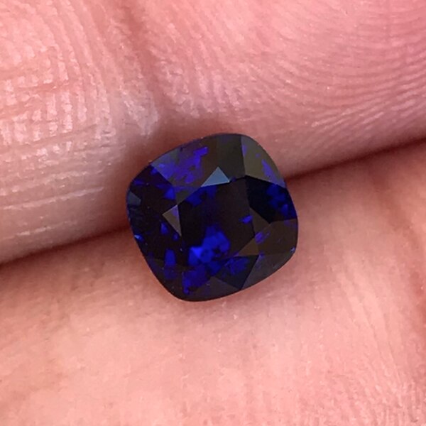 1.06 ct Royal Blue Cushion Cut Natural Unheated Sapphire