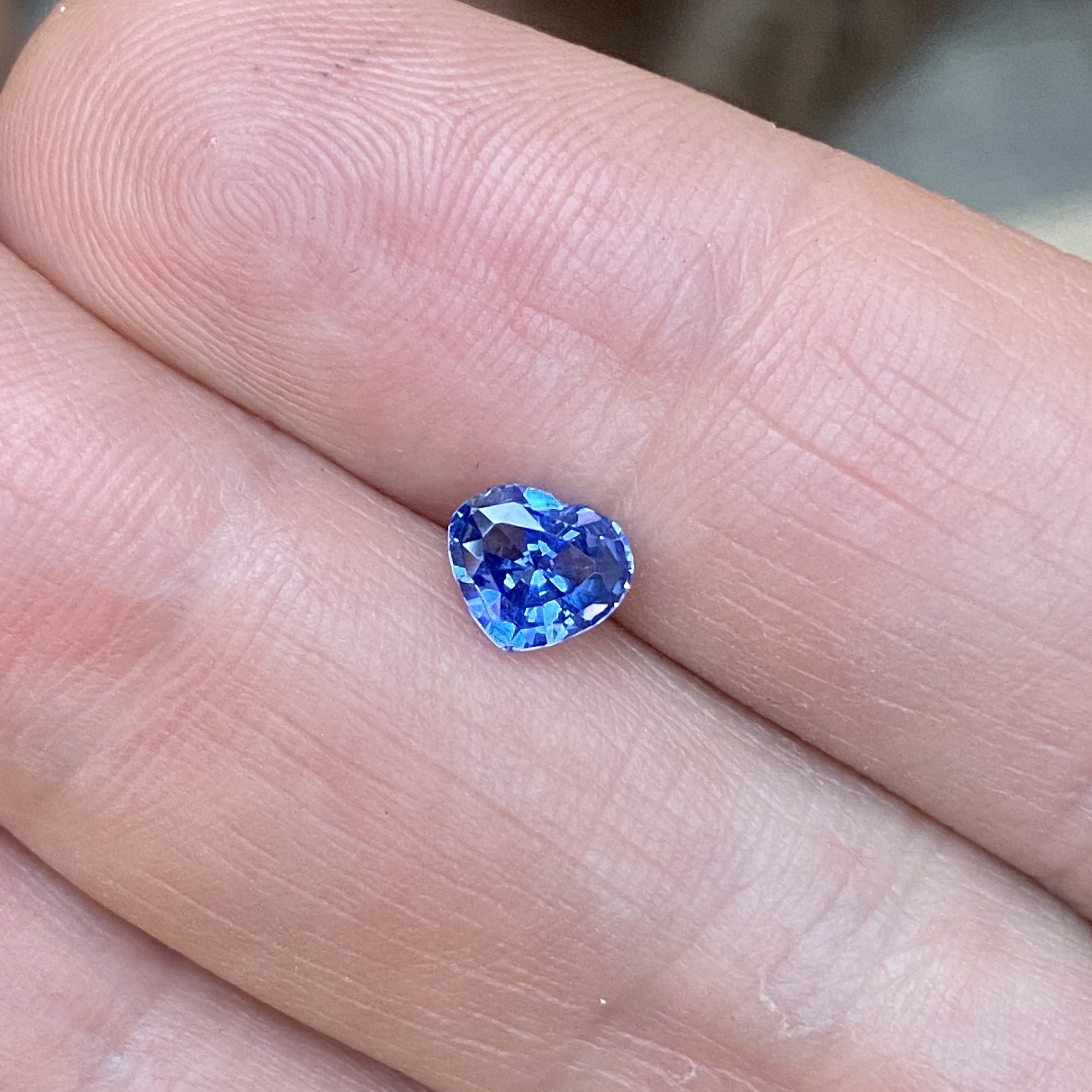 0.94 ct Heart Sapphire Violet Blue Natural Certified Unheated