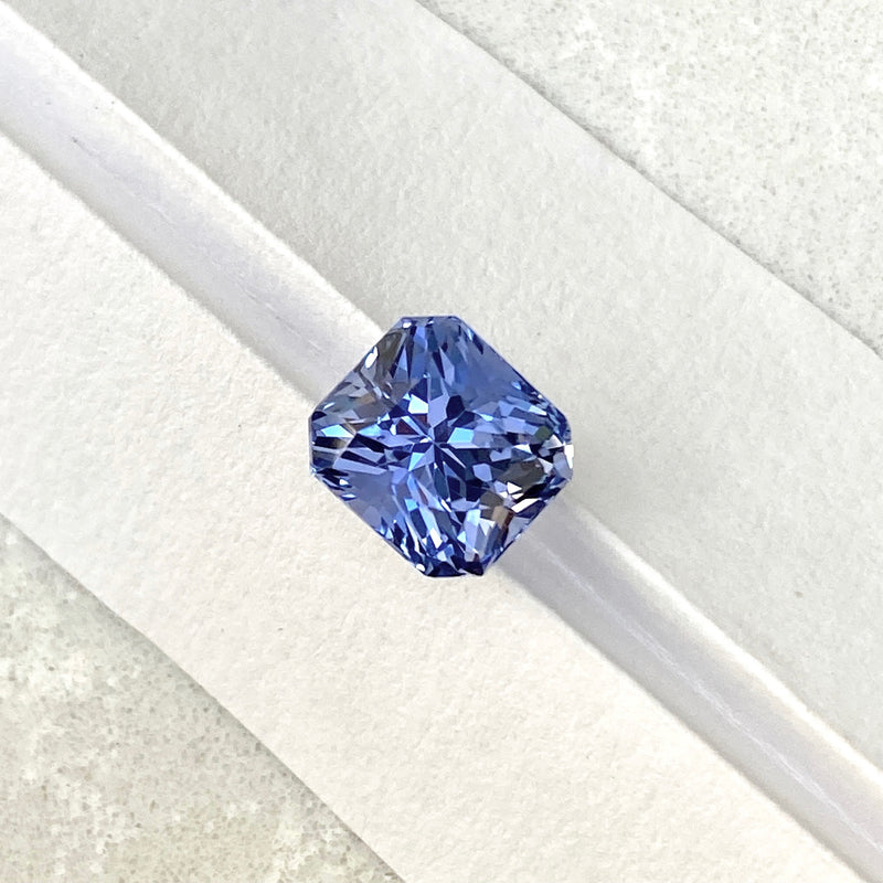 2.54 ct Cornflower Blue Sapphire Radiant Unheated Ceylon