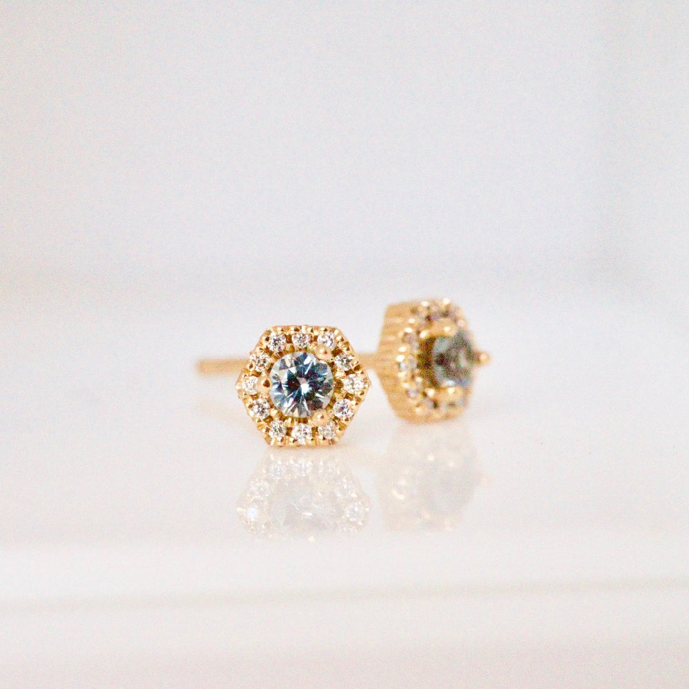 PETRA Mini Green Sapphire Diamond Halo Studs in 18k Gold

