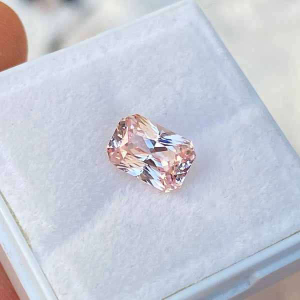 2.10 ct Ceylon Peach Sapphire Natural Unheated