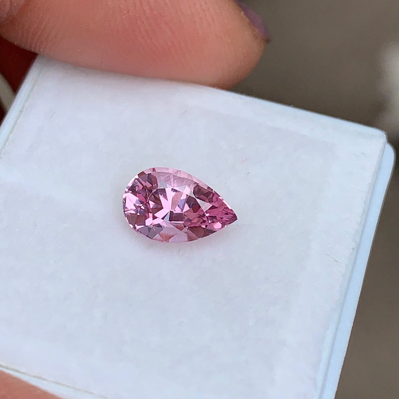 1.38 ct Pear Pink Natural Sapphire Unheated Certified
