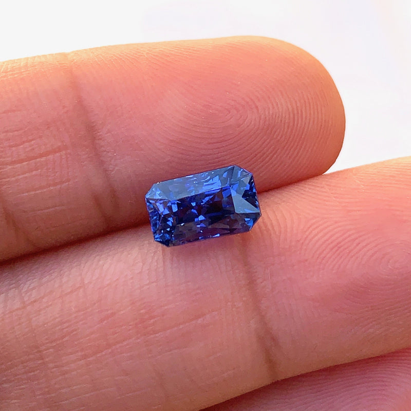2.34 ct  Royal Blue Ceylon Natural Certified Unheated Sapphire