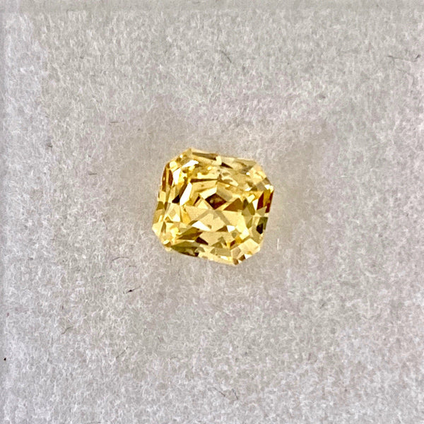 1.09 ct Ceylon Yellow Sapphire Natural Unheated Certified