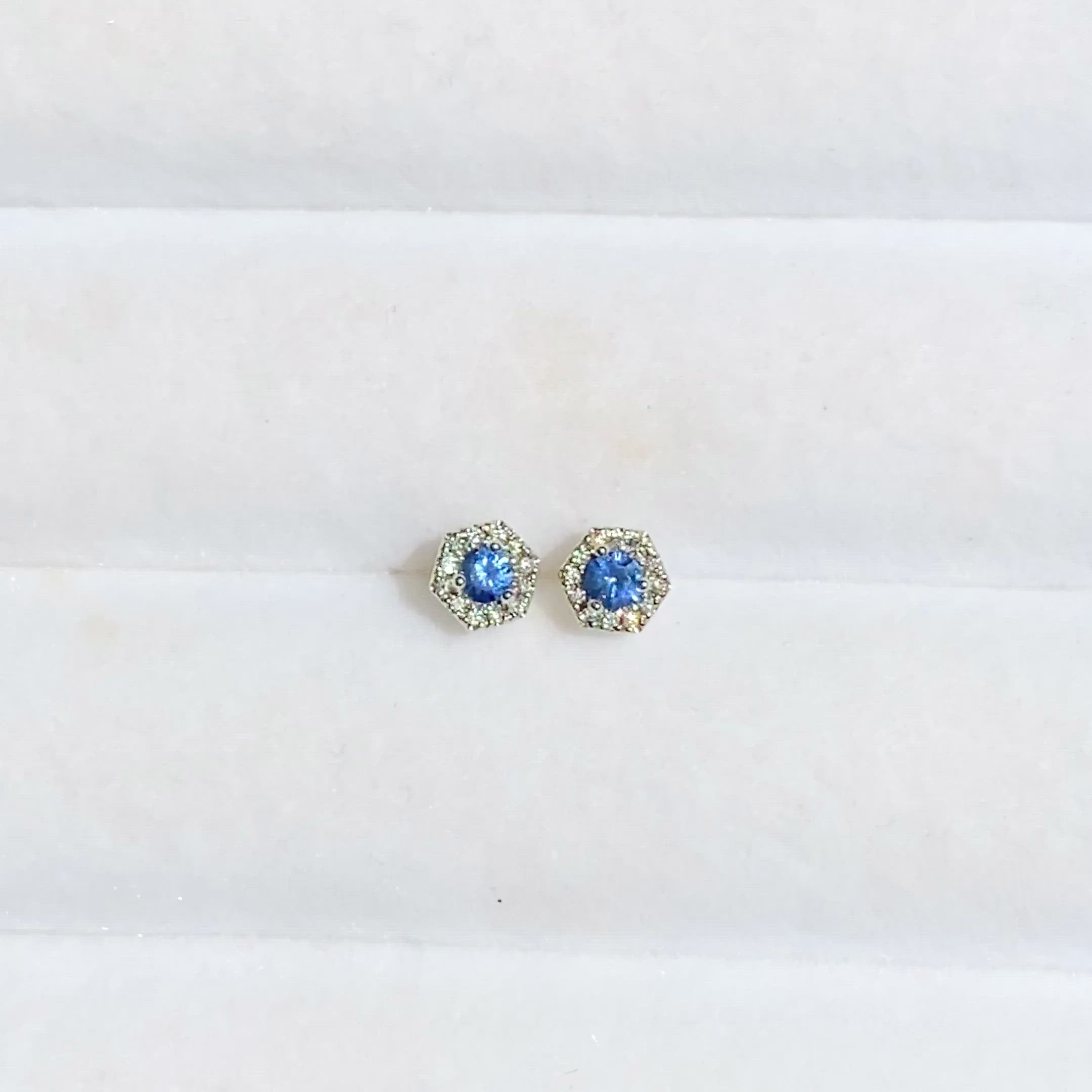 PETRA Mini Blue Sapphire Diamond Halo Studs in 18k Gold

