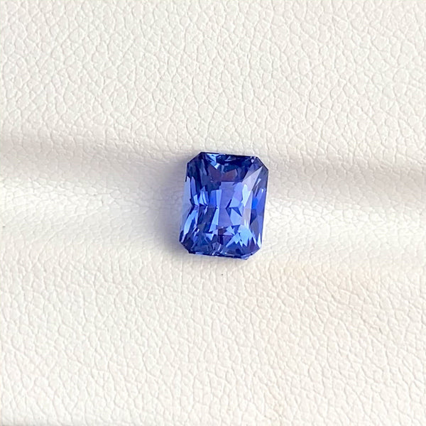 2.01 ct Vivid Blue Sapphire Radiant Cut Natural Unheated