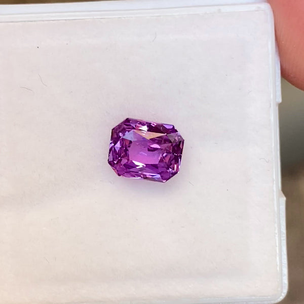 1.61 ct Vivid Purple Violet Natural Sapphire Unheated Certified